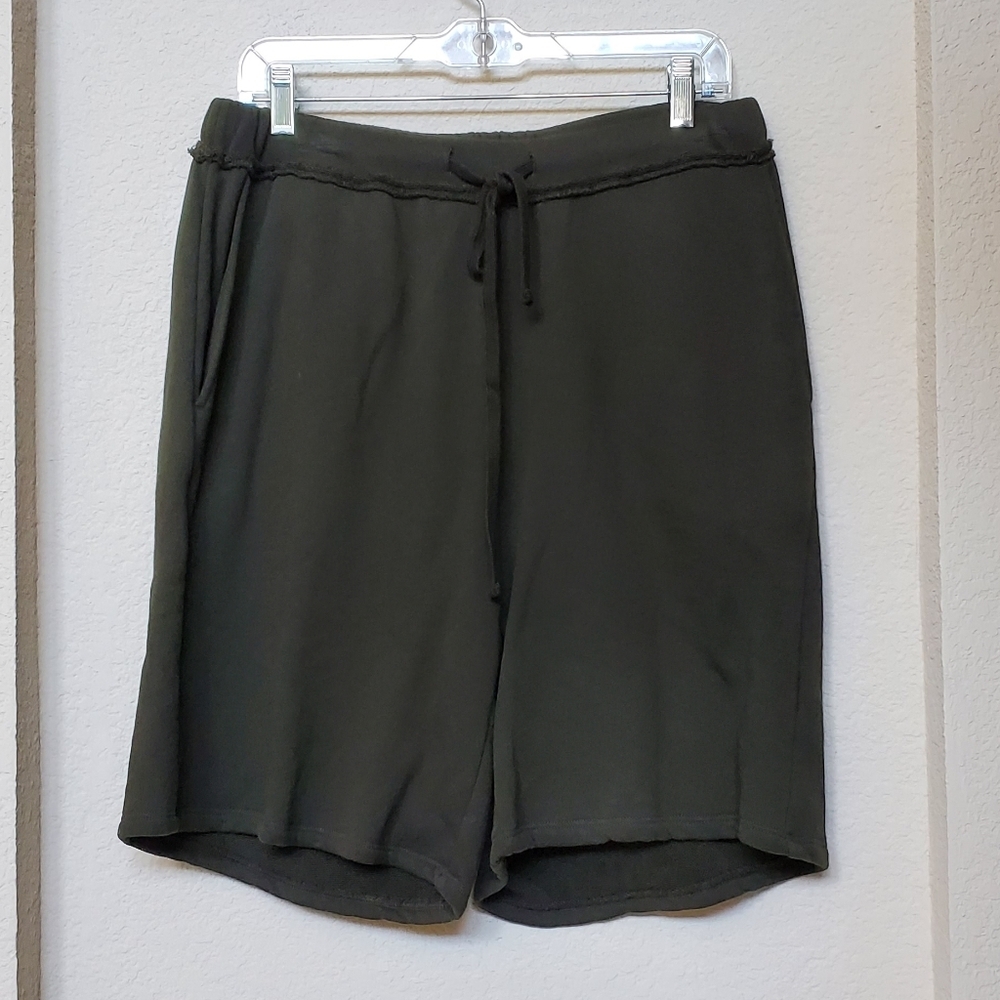 Eileen Fisher Dark Army Green Tie Waist Organic Cotton Shorts.  Size Medium